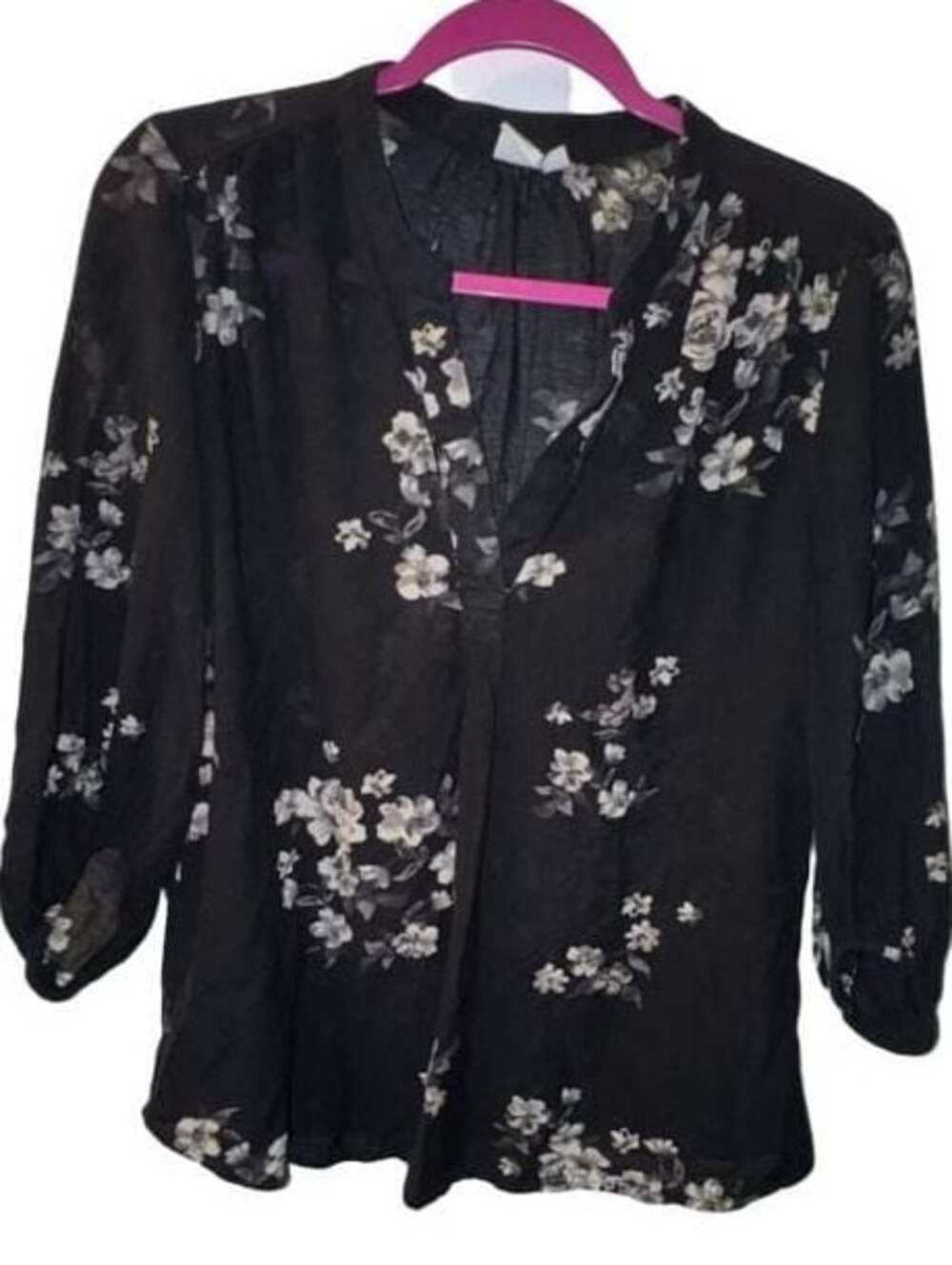 Gap Maternity XS Black Floral Print V-Neck 3/4 Sleeve Blouse Top